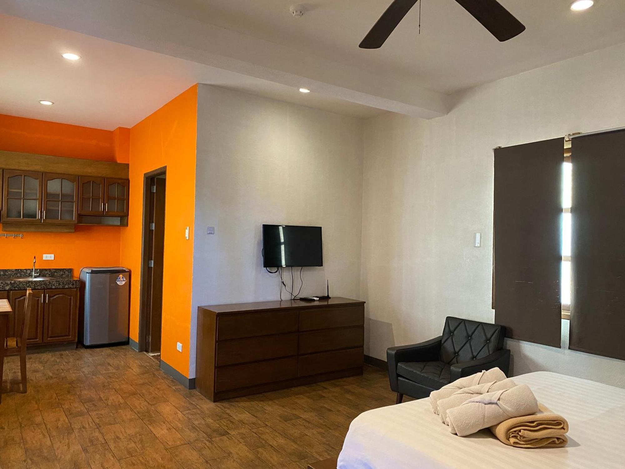 El Puerto Marina Beach Resort & Vacation Club Lingayen Экстерьер фото