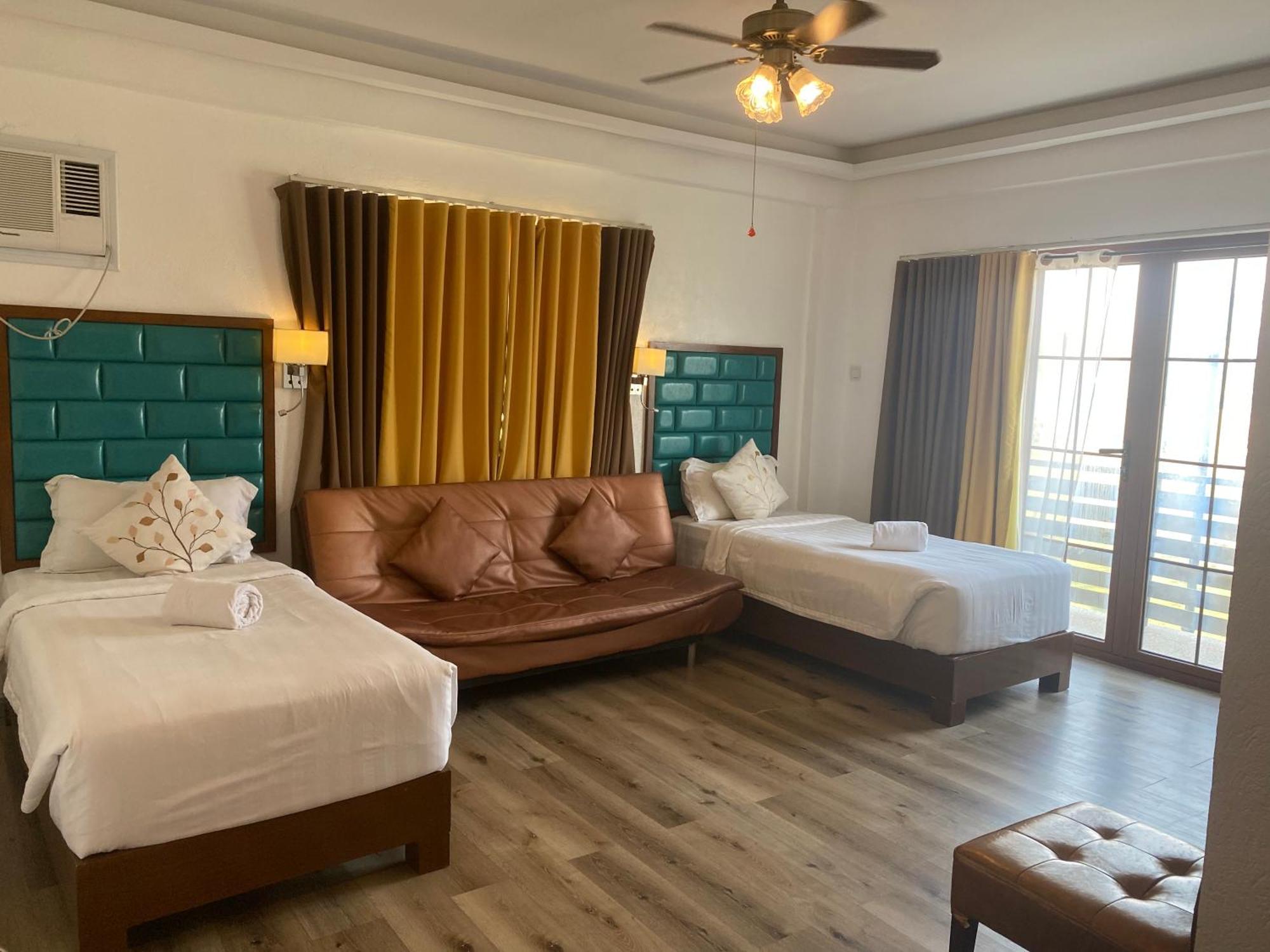 El Puerto Marina Beach Resort & Vacation Club Lingayen Экстерьер фото