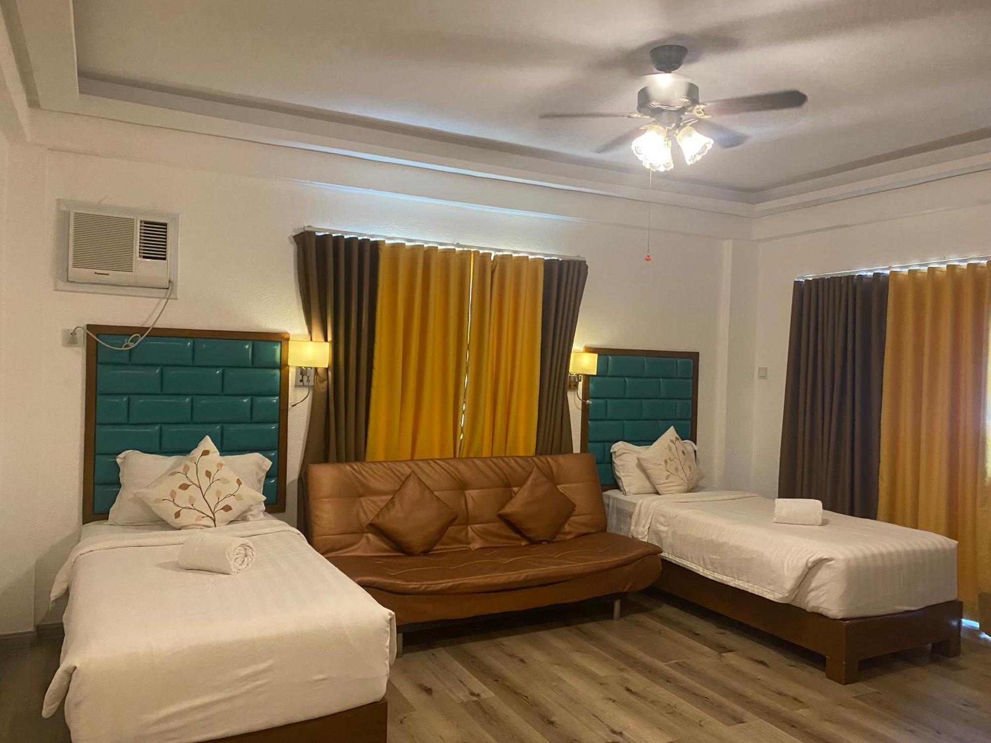 El Puerto Marina Beach Resort & Vacation Club Lingayen Экстерьер фото